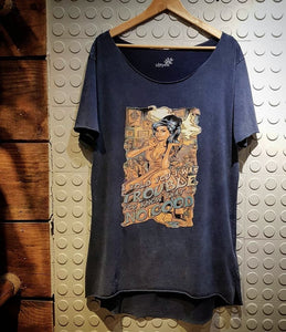 x Dress T-shirt / Blusão Amy Winehouse